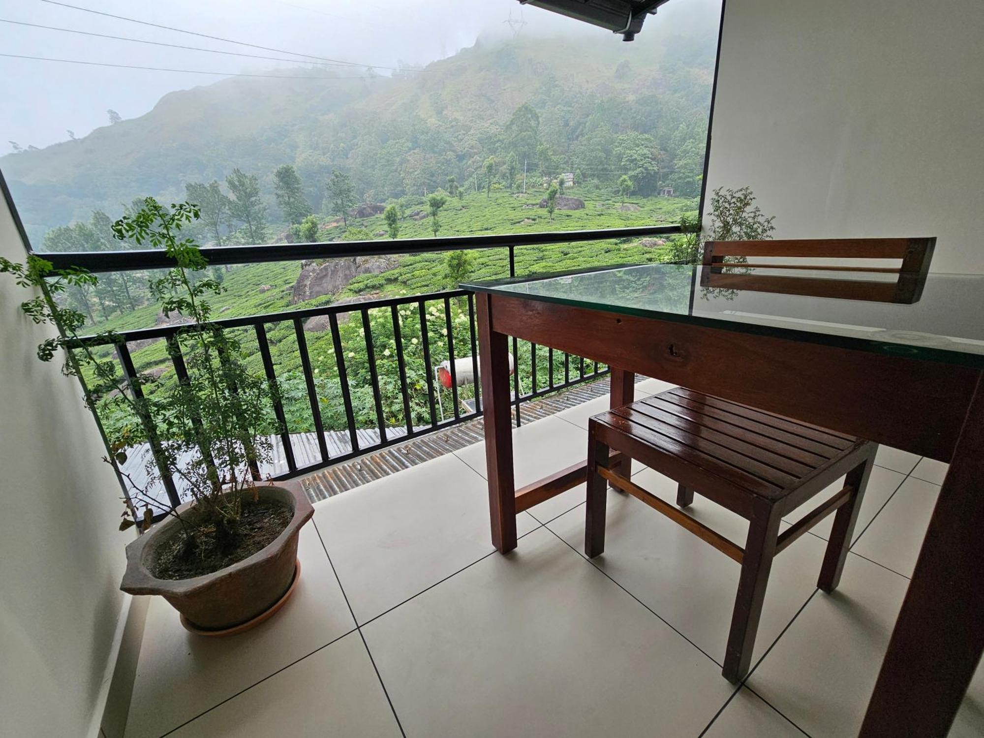 Tea Dale - All Rooms With Tea Estate View Munnar Εξωτερικό φωτογραφία