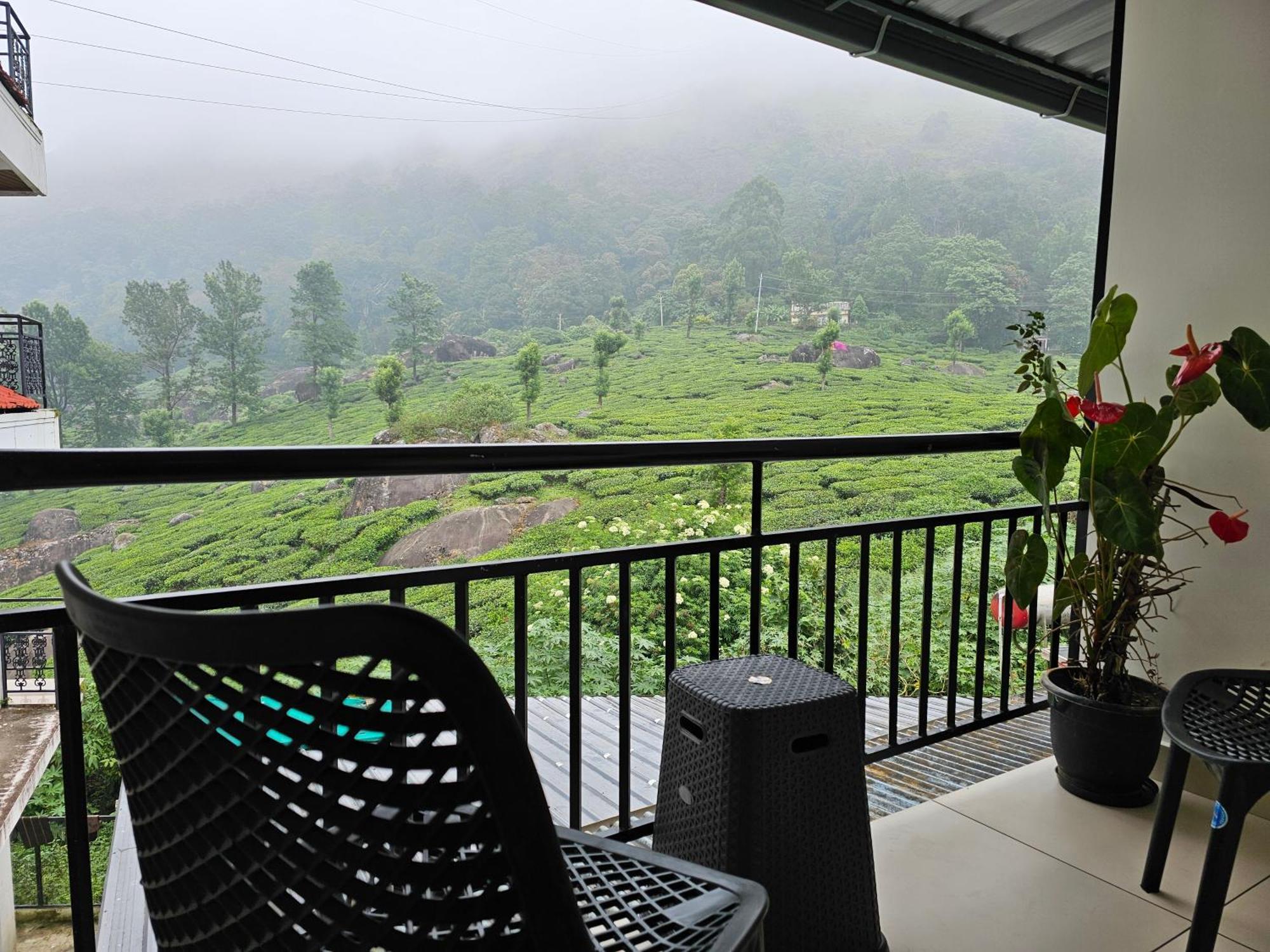 Tea Dale - All Rooms With Tea Estate View Munnar Εξωτερικό φωτογραφία